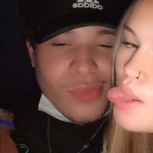 Meet your Posher, Alexia